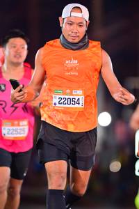 BIB: 22525, 22054, 
                            <button type="button" onclick="openModal(19655177)" class="btn btn-primary btn-sm float-right btn-popup" data-toggle="modal" data-target=".modal-high-quality">
                        <i class="fas fa-shopping-cart"></i> Add to Cart
                    </button>
                                            <button type="button" onclick="isThisMe(19655177, true)" class="btn btn-success btn-sm float-right btn-popup btn-isme hidden" data-toggle="tooltip" data-placement="bottom" title="นี่คือรูปของคุณใช่ไหม คลิกที่นี่เพื่อเอาเข้าอัลบั้ม">
                        <i class="fas fa-plus"></i> Add to album
                    </button>
                    <button type="button" onclick="isThisMe(19655177, false)" class="btn btn-warning btn-sm float-right btn-popup btn-isnotme hidden">
                        <i class="fas fa-ban"></i> Remove from album
                    </button>
