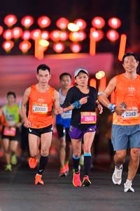 BIB: 20060, 26011, 21183
                            <button type="button" onclick="openModal(19667602)" class="btn btn-primary btn-sm float-right btn-popup" data-toggle="modal" data-target=".modal-high-quality">
                        <i class="fas fa-shopping-cart"></i> Add to Cart
                    </button>
                                            <button type="button" onclick="isThisMe(19667602, true)" class="btn btn-success btn-sm float-right btn-popup btn-isme hidden" data-toggle="tooltip" data-placement="bottom" title="นี่คือรูปของคุณใช่ไหม คลิกที่นี่เพื่อเอาเข้าอัลบั้ม">
                        <i class="fas fa-plus"></i> Add to album
                    </button>
                    <button type="button" onclick="isThisMe(19667602, false)" class="btn btn-warning btn-sm float-right btn-popup btn-isnotme hidden">
                        <i class="fas fa-ban"></i> Remove from album
                    </button>