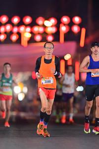 BIB: 21181
                            <button type="button" onclick="openModal(19640418)" class="btn btn-primary btn-sm float-right btn-popup" data-toggle="modal" data-target=".modal-high-quality">
                        <i class="fas fa-shopping-cart"></i> Add to Cart
                    </button>
                                            <button type="button" onclick="isThisMe(19640418, true)" class="btn btn-success btn-sm float-right btn-popup btn-isme hidden" data-toggle="tooltip" data-placement="bottom" title="นี่คือรูปของคุณใช่ไหม คลิกที่นี่เพื่อเอาเข้าอัลบั้ม">
                        <i class="fas fa-plus"></i> Add to album
                    </button>
                    <button type="button" onclick="isThisMe(19640418, false)" class="btn btn-warning btn-sm float-right btn-popup btn-isnotme hidden">
                        <i class="fas fa-ban"></i> Remove from album
                    </button>