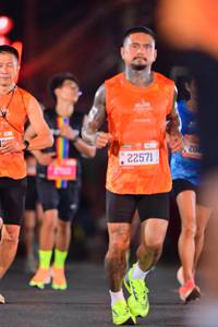 BIB: 22571, 204
                            <button type="button" onclick="openModal(19641594)" class="btn btn-primary btn-sm float-right btn-popup" data-toggle="modal" data-target=".modal-high-quality">
                        <i class="fas fa-shopping-cart"></i> Add to Cart
                    </button>
                                            <button type="button" onclick="isThisMe(19641594, true)" class="btn btn-success btn-sm float-right btn-popup btn-isme hidden" data-toggle="tooltip" data-placement="bottom" title="นี่คือรูปของคุณใช่ไหม คลิกที่นี่เพื่อเอาเข้าอัลบั้ม">
                        <i class="fas fa-plus"></i> Add to album
                    </button>
                    <button type="button" onclick="isThisMe(19641594, false)" class="btn btn-warning btn-sm float-right btn-popup btn-isnotme hidden">
                        <i class="fas fa-ban"></i> Remove from album
                    </button>