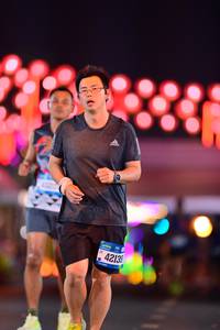 BIB: 42139
                            <button type="button" onclick="openModal(20163537)" class="btn btn-primary btn-sm float-right btn-popup" data-toggle="modal" data-target=".modal-high-quality">
                        <i class="fas fa-shopping-cart"></i> Add to Cart
                    </button>
                                            <button type="button" onclick="isThisMe(20163537, true)" class="btn btn-success btn-sm float-right btn-popup btn-isme hidden" data-toggle="tooltip" data-placement="bottom" title="นี่คือรูปของคุณใช่ไหม คลิกที่นี่เพื่อเอาเข้าอัลบั้ม">
                        <i class="fas fa-plus"></i> Add to album
                    </button>
                    <button type="button" onclick="isThisMe(20163537, false)" class="btn btn-warning btn-sm float-right btn-popup btn-isnotme hidden">
                        <i class="fas fa-ban"></i> Remove from album
                    </button>