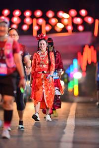 BIB: 840
                            <button type="button" onclick="openModal(20272543)" class="btn btn-primary btn-sm float-right btn-popup" data-toggle="modal" data-target=".modal-high-quality">
                        <i class="fas fa-shopping-cart"></i> Add to Cart
                    </button>
                                            <button type="button" onclick="isThisMe(20272543, true)" class="btn btn-success btn-sm float-right btn-popup btn-isme hidden" data-toggle="tooltip" data-placement="bottom" title="นี่คือรูปของคุณใช่ไหม คลิกที่นี่เพื่อเอาเข้าอัลบั้ม">
                        <i class="fas fa-plus"></i> Add to album
                    </button>
                    <button type="button" onclick="isThisMe(20272543, false)" class="btn btn-warning btn-sm float-right btn-popup btn-isnotme hidden">
                        <i class="fas fa-ban"></i> Remove from album
                    </button>