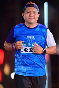 BIB: 2023, 4232
                            <button type="button" onclick="openModal(20165260)" class="btn btn-primary btn-sm float-right btn-popup" data-toggle="modal" data-target=".modal-high-quality">
                        <i class="fas fa-shopping-cart"></i> Add to Cart
                    </button>
                                            <button type="button" onclick="isThisMe(20165260, true)" class="btn btn-success btn-sm float-right btn-popup btn-isme hidden" data-toggle="tooltip" data-placement="bottom" title="นี่คือรูปของคุณใช่ไหม คลิกที่นี่เพื่อเอาเข้าอัลบั้ม">
                        <i class="fas fa-plus"></i> Add to album
                    </button>
                    <button type="button" onclick="isThisMe(20165260, false)" class="btn btn-warning btn-sm float-right btn-popup btn-isnotme hidden">
                        <i class="fas fa-ban"></i> Remove from album
                    </button>