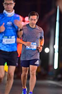 BIB: 202
                            <button type="button" onclick="openModal(20173202)" class="btn btn-primary btn-sm float-right btn-popup" data-toggle="modal" data-target=".modal-high-quality">
                        <i class="fas fa-shopping-cart"></i> Add to Cart
                    </button>
                                            <button type="button" onclick="isThisMe(20173202, true)" class="btn btn-success btn-sm float-right btn-popup btn-isme hidden" data-toggle="tooltip" data-placement="bottom" title="นี่คือรูปของคุณใช่ไหม คลิกที่นี่เพื่อเอาเข้าอัลบั้ม">
                        <i class="fas fa-plus"></i> Add to album
                    </button>
                    <button type="button" onclick="isThisMe(20173202, false)" class="btn btn-warning btn-sm float-right btn-popup btn-isnotme hidden">
                        <i class="fas fa-ban"></i> Remove from album
                    </button>