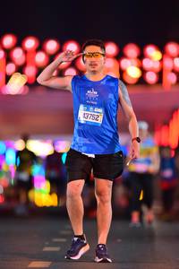 BIB: 1071, 43752
                            <button type="button" onclick="openModal(20208925)" class="btn btn-primary btn-sm float-right btn-popup" data-toggle="modal" data-target=".modal-high-quality">
                        <i class="fas fa-shopping-cart"></i> Add to Cart
                    </button>
                                            <button type="button" onclick="isThisMe(20208925, true)" class="btn btn-success btn-sm float-right btn-popup btn-isme hidden" data-toggle="tooltip" data-placement="bottom" title="นี่คือรูปของคุณใช่ไหม คลิกที่นี่เพื่อเอาเข้าอัลบั้ม">
                        <i class="fas fa-plus"></i> Add to album
                    </button>
                    <button type="button" onclick="isThisMe(20208925, false)" class="btn btn-warning btn-sm float-right btn-popup btn-isnotme hidden">
                        <i class="fas fa-ban"></i> Remove from album
                    </button>