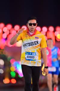 BIB: 2020, 40889
                            <button type="button" onclick="openModal(20251938)" class="btn btn-primary btn-sm float-right btn-popup" data-toggle="modal" data-target=".modal-high-quality">
                        <i class="fas fa-shopping-cart"></i> Add to Cart
                    </button>
                                            <button type="button" onclick="isThisMe(20251938, true)" class="btn btn-success btn-sm float-right btn-popup btn-isme hidden" data-toggle="tooltip" data-placement="bottom" title="นี่คือรูปของคุณใช่ไหม คลิกที่นี่เพื่อเอาเข้าอัลบั้ม">
                        <i class="fas fa-plus"></i> Add to album
                    </button>
                    <button type="button" onclick="isThisMe(20251938, false)" class="btn btn-warning btn-sm float-right btn-popup btn-isnotme hidden">
                        <i class="fas fa-ban"></i> Remove from album
                    </button>