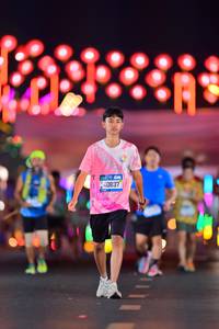 BIB: 40837
                            <button type="button" onclick="openModal(20302790)" class="btn btn-primary btn-sm float-right btn-popup" data-toggle="modal" data-target=".modal-high-quality">
                        <i class="fas fa-shopping-cart"></i> Add to Cart
                    </button>
                                            <button type="button" onclick="isThisMe(20302790, true)" class="btn btn-success btn-sm float-right btn-popup btn-isme hidden" data-toggle="tooltip" data-placement="bottom" title="นี่คือรูปของคุณใช่ไหม คลิกที่นี่เพื่อเอาเข้าอัลบั้ม">
                        <i class="fas fa-plus"></i> Add to album
                    </button>
                    <button type="button" onclick="isThisMe(20302790, false)" class="btn btn-warning btn-sm float-right btn-popup btn-isnotme hidden">
                        <i class="fas fa-ban"></i> Remove from album
                    </button>