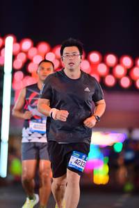 BIB: 4213
                            <button type="button" onclick="openModal(20163627)" class="btn btn-primary btn-sm float-right btn-popup" data-toggle="modal" data-target=".modal-high-quality">
                        <i class="fas fa-shopping-cart"></i> Add to Cart
                    </button>
                                            <button type="button" onclick="isThisMe(20163627, true)" class="btn btn-success btn-sm float-right btn-popup btn-isme hidden" data-toggle="tooltip" data-placement="bottom" title="นี่คือรูปของคุณใช่ไหม คลิกที่นี่เพื่อเอาเข้าอัลบั้ม">
                        <i class="fas fa-plus"></i> Add to album
                    </button>
                    <button type="button" onclick="isThisMe(20163627, false)" class="btn btn-warning btn-sm float-right btn-popup btn-isnotme hidden">
                        <i class="fas fa-ban"></i> Remove from album
                    </button>