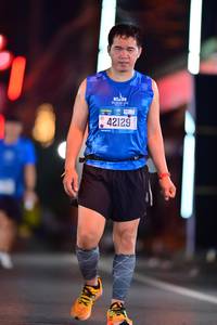 BIB: 42129
                            <button type="button" onclick="openModal(20188239)" class="btn btn-primary btn-sm float-right btn-popup" data-toggle="modal" data-target=".modal-high-quality">
                        <i class="fas fa-shopping-cart"></i> Add to Cart
                    </button>
                                            <button type="button" onclick="isThisMe(20188239, true)" class="btn btn-success btn-sm float-right btn-popup btn-isme hidden" data-toggle="tooltip" data-placement="bottom" title="นี่คือรูปของคุณใช่ไหม คลิกที่นี่เพื่อเอาเข้าอัลบั้ม">
                        <i class="fas fa-plus"></i> Add to album
                    </button>
                    <button type="button" onclick="isThisMe(20188239, false)" class="btn btn-warning btn-sm float-right btn-popup btn-isnotme hidden">
                        <i class="fas fa-ban"></i> Remove from album
                    </button>