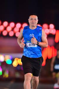 BIB: 05218, 41719
                            <button type="button" onclick="openModal(20159962)" class="btn btn-primary btn-sm float-right btn-popup" data-toggle="modal" data-target=".modal-high-quality">
                        <i class="fas fa-shopping-cart"></i> Add to Cart
                    </button>
                                            <button type="button" onclick="isThisMe(20159962, true)" class="btn btn-success btn-sm float-right btn-popup btn-isme hidden" data-toggle="tooltip" data-placement="bottom" title="นี่คือรูปของคุณใช่ไหม คลิกที่นี่เพื่อเอาเข้าอัลบั้ม">
                        <i class="fas fa-plus"></i> Add to album
                    </button>
                    <button type="button" onclick="isThisMe(20159962, false)" class="btn btn-warning btn-sm float-right btn-popup btn-isnotme hidden">
                        <i class="fas fa-ban"></i> Remove from album
                    </button>