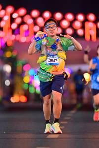 BIB: 42547
                            <button type="button" onclick="openModal(20232359)" class="btn btn-primary btn-sm float-right btn-popup" data-toggle="modal" data-target=".modal-high-quality">
                        <i class="fas fa-shopping-cart"></i> Add to Cart
                    </button>
                                            <button type="button" onclick="isThisMe(20232359, true)" class="btn btn-success btn-sm float-right btn-popup btn-isme hidden" data-toggle="tooltip" data-placement="bottom" title="นี่คือรูปของคุณใช่ไหม คลิกที่นี่เพื่อเอาเข้าอัลบั้ม">
                        <i class="fas fa-plus"></i> Add to album
                    </button>
                    <button type="button" onclick="isThisMe(20232359, false)" class="btn btn-warning btn-sm float-right btn-popup btn-isnotme hidden">
                        <i class="fas fa-ban"></i> Remove from album
                    </button>