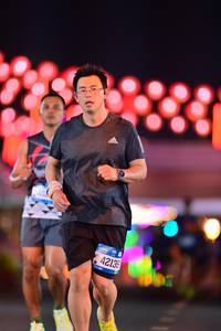 BIB: 42139
                            <button type="button" onclick="openModal(20163549)" class="btn btn-primary btn-sm float-right btn-popup" data-toggle="modal" data-target=".modal-high-quality">
                        <i class="fas fa-shopping-cart"></i> Add to Cart
                    </button>
                                            <button type="button" onclick="isThisMe(20163549, true)" class="btn btn-success btn-sm float-right btn-popup btn-isme hidden" data-toggle="tooltip" data-placement="bottom" title="นี่คือรูปของคุณใช่ไหม คลิกที่นี่เพื่อเอาเข้าอัลบั้ม">
                        <i class="fas fa-plus"></i> Add to album
                    </button>
                    <button type="button" onclick="isThisMe(20163549, false)" class="btn btn-warning btn-sm float-right btn-popup btn-isnotme hidden">
                        <i class="fas fa-ban"></i> Remove from album
                    </button>