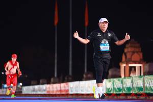 BIB: 43505
                            <button type="button" onclick="openModal(19965682)" class="btn btn-primary btn-sm float-right btn-popup" data-toggle="modal" data-target=".modal-high-quality">
                        <i class="fas fa-shopping-cart"></i> Add to Cart
                    </button>
                                            <button type="button" onclick="isThisMe(19965682, true)" class="btn btn-success btn-sm float-right btn-popup btn-isme hidden" data-toggle="tooltip" data-placement="bottom" title="นี่คือรูปของคุณใช่ไหม คลิกที่นี่เพื่อเอาเข้าอัลบั้ม">
                        <i class="fas fa-plus"></i> Add to album
                    </button>
                    <button type="button" onclick="isThisMe(19965682, false)" class="btn btn-warning btn-sm float-right btn-popup btn-isnotme hidden">
                        <i class="fas fa-ban"></i> Remove from album
                    </button>