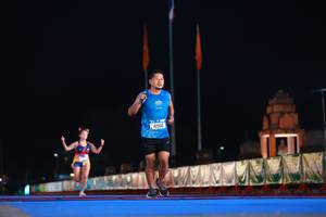 BIB: 41960
                            <button type="button" onclick="openModal(19952526)" class="btn btn-primary btn-sm float-right btn-popup" data-toggle="modal" data-target=".modal-high-quality">
                        <i class="fas fa-shopping-cart"></i> Add to Cart
                    </button>
                                            <button type="button" onclick="isThisMe(19952526, true)" class="btn btn-success btn-sm float-right btn-popup btn-isme hidden" data-toggle="tooltip" data-placement="bottom" title="นี่คือรูปของคุณใช่ไหม คลิกที่นี่เพื่อเอาเข้าอัลบั้ม">
                        <i class="fas fa-plus"></i> Add to album
                    </button>
                    <button type="button" onclick="isThisMe(19952526, false)" class="btn btn-warning btn-sm float-right btn-popup btn-isnotme hidden">
                        <i class="fas fa-ban"></i> Remove from album
                    </button>