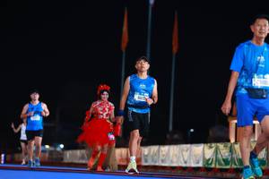 BIB: 41602, 3480
                            <button type="button" onclick="openModal(19967527)" class="btn btn-primary btn-sm float-right btn-popup" data-toggle="modal" data-target=".modal-high-quality">
                        <i class="fas fa-shopping-cart"></i> Add to Cart
                    </button>
                                            <button type="button" onclick="isThisMe(19967527, true)" class="btn btn-success btn-sm float-right btn-popup btn-isme hidden" data-toggle="tooltip" data-placement="bottom" title="นี่คือรูปของคุณใช่ไหม คลิกที่นี่เพื่อเอาเข้าอัลบั้ม">
                        <i class="fas fa-plus"></i> Add to album
                    </button>
                    <button type="button" onclick="isThisMe(19967527, false)" class="btn btn-warning btn-sm float-right btn-popup btn-isnotme hidden">
                        <i class="fas fa-ban"></i> Remove from album
                    </button>