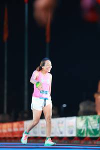 BIB: 4641
                            <button type="button" onclick="openModal(19953973)" class="btn btn-primary btn-sm float-right btn-popup" data-toggle="modal" data-target=".modal-high-quality">
                        <i class="fas fa-shopping-cart"></i> Add to Cart
                    </button>
                                            <button type="button" onclick="isThisMe(19953973, true)" class="btn btn-success btn-sm float-right btn-popup btn-isme hidden" data-toggle="tooltip" data-placement="bottom" title="นี่คือรูปของคุณใช่ไหม คลิกที่นี่เพื่อเอาเข้าอัลบั้ม">
                        <i class="fas fa-plus"></i> Add to album
                    </button>
                    <button type="button" onclick="isThisMe(19953973, false)" class="btn btn-warning btn-sm float-right btn-popup btn-isnotme hidden">
                        <i class="fas fa-ban"></i> Remove from album
                    </button>