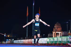 BIB: 40958
                            <button type="button" onclick="openModal(19966072)" class="btn btn-primary btn-sm float-right btn-popup" data-toggle="modal" data-target=".modal-high-quality">
                        <i class="fas fa-shopping-cart"></i> Add to Cart
                    </button>
                                            <button type="button" onclick="isThisMe(19966072, true)" class="btn btn-success btn-sm float-right btn-popup btn-isme hidden" data-toggle="tooltip" data-placement="bottom" title="นี่คือรูปของคุณใช่ไหม คลิกที่นี่เพื่อเอาเข้าอัลบั้ม">
                        <i class="fas fa-plus"></i> Add to album
                    </button>
                    <button type="button" onclick="isThisMe(19966072, false)" class="btn btn-warning btn-sm float-right btn-popup btn-isnotme hidden">
                        <i class="fas fa-ban"></i> Remove from album
                    </button>