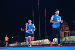 BIB: 41364
                            <button type="button" onclick="openModal(19961652)" class="btn btn-primary btn-sm float-right btn-popup" data-toggle="modal" data-target=".modal-high-quality">
                        <i class="fas fa-shopping-cart"></i> Add to Cart
                    </button>
                                            <button type="button" onclick="isThisMe(19961652, true)" class="btn btn-success btn-sm float-right btn-popup btn-isme hidden" data-toggle="tooltip" data-placement="bottom" title="นี่คือรูปของคุณใช่ไหม คลิกที่นี่เพื่อเอาเข้าอัลบั้ม">
                        <i class="fas fa-plus"></i> Add to album
                    </button>
                    <button type="button" onclick="isThisMe(19961652, false)" class="btn btn-warning btn-sm float-right btn-popup btn-isnotme hidden">
                        <i class="fas fa-ban"></i> Remove from album
                    </button>