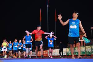 BIB: 42301
                            <button type="button" onclick="openModal(19962846)" class="btn btn-primary btn-sm float-right btn-popup" data-toggle="modal" data-target=".modal-high-quality">
                        <i class="fas fa-shopping-cart"></i> Add to Cart
                    </button>
                                            <button type="button" onclick="isThisMe(19962846, true)" class="btn btn-success btn-sm float-right btn-popup btn-isme hidden" data-toggle="tooltip" data-placement="bottom" title="นี่คือรูปของคุณใช่ไหม คลิกที่นี่เพื่อเอาเข้าอัลบั้ม">
                        <i class="fas fa-plus"></i> Add to album
                    </button>
                    <button type="button" onclick="isThisMe(19962846, false)" class="btn btn-warning btn-sm float-right btn-popup btn-isnotme hidden">
                        <i class="fas fa-ban"></i> Remove from album
                    </button>