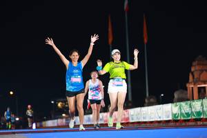 BIB: 550, 18468
                            <button type="button" onclick="openModal(19946085)" class="btn btn-primary btn-sm float-right btn-popup" data-toggle="modal" data-target=".modal-high-quality">
                        <i class="fas fa-shopping-cart"></i> Add to Cart
                    </button>
                                            <button type="button" onclick="isThisMe(19946085, true)" class="btn btn-success btn-sm float-right btn-popup btn-isme hidden" data-toggle="tooltip" data-placement="bottom" title="นี่คือรูปของคุณใช่ไหม คลิกที่นี่เพื่อเอาเข้าอัลบั้ม">
                        <i class="fas fa-plus"></i> Add to album
                    </button>
                    <button type="button" onclick="isThisMe(19946085, false)" class="btn btn-warning btn-sm float-right btn-popup btn-isnotme hidden">
                        <i class="fas fa-ban"></i> Remove from album
                    </button>