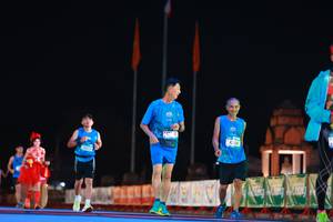 BIB: 43194
                            <button type="button" onclick="openModal(19967293)" class="btn btn-primary btn-sm float-right btn-popup" data-toggle="modal" data-target=".modal-high-quality">
                        <i class="fas fa-shopping-cart"></i> Add to Cart
                    </button>
                                            <button type="button" onclick="isThisMe(19967293, true)" class="btn btn-success btn-sm float-right btn-popup btn-isme hidden" data-toggle="tooltip" data-placement="bottom" title="นี่คือรูปของคุณใช่ไหม คลิกที่นี่เพื่อเอาเข้าอัลบั้ม">
                        <i class="fas fa-plus"></i> Add to album
                    </button>
                    <button type="button" onclick="isThisMe(19967293, false)" class="btn btn-warning btn-sm float-right btn-popup btn-isnotme hidden">
                        <i class="fas fa-ban"></i> Remove from album
                    </button>