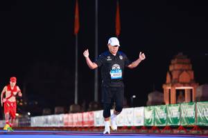 BIB: 401, 43505
                            <button type="button" onclick="openModal(19965620)" class="btn btn-primary btn-sm float-right btn-popup" data-toggle="modal" data-target=".modal-high-quality">
                        <i class="fas fa-shopping-cart"></i> Add to Cart
                    </button>
                                            <button type="button" onclick="isThisMe(19965620, true)" class="btn btn-success btn-sm float-right btn-popup btn-isme hidden" data-toggle="tooltip" data-placement="bottom" title="นี่คือรูปของคุณใช่ไหม คลิกที่นี่เพื่อเอาเข้าอัลบั้ม">
                        <i class="fas fa-plus"></i> Add to album
                    </button>
                    <button type="button" onclick="isThisMe(19965620, false)" class="btn btn-warning btn-sm float-right btn-popup btn-isnotme hidden">
                        <i class="fas fa-ban"></i> Remove from album
                    </button>