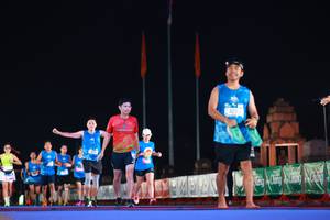 BIB: 423
                            <button type="button" onclick="openModal(19962653)" class="btn btn-primary btn-sm float-right btn-popup" data-toggle="modal" data-target=".modal-high-quality">
                        <i class="fas fa-shopping-cart"></i> Add to Cart
                    </button>
                                            <button type="button" onclick="isThisMe(19962653, true)" class="btn btn-success btn-sm float-right btn-popup btn-isme hidden" data-toggle="tooltip" data-placement="bottom" title="นี่คือรูปของคุณใช่ไหม คลิกที่นี่เพื่อเอาเข้าอัลบั้ม">
                        <i class="fas fa-plus"></i> Add to album
                    </button>
                    <button type="button" onclick="isThisMe(19962653, false)" class="btn btn-warning btn-sm float-right btn-popup btn-isnotme hidden">
                        <i class="fas fa-ban"></i> Remove from album
                    </button>