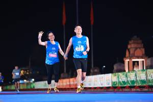 BIB: 45607
                            <button type="button" onclick="openModal(19964682)" class="btn btn-primary btn-sm float-right btn-popup" data-toggle="modal" data-target=".modal-high-quality">
                        <i class="fas fa-shopping-cart"></i> Add to Cart
                    </button>
                                            <button type="button" onclick="isThisMe(19964682, true)" class="btn btn-success btn-sm float-right btn-popup btn-isme hidden" data-toggle="tooltip" data-placement="bottom" title="นี่คือรูปของคุณใช่ไหม คลิกที่นี่เพื่อเอาเข้าอัลบั้ม">
                        <i class="fas fa-plus"></i> Add to album
                    </button>
                    <button type="button" onclick="isThisMe(19964682, false)" class="btn btn-warning btn-sm float-right btn-popup btn-isnotme hidden">
                        <i class="fas fa-ban"></i> Remove from album
                    </button>