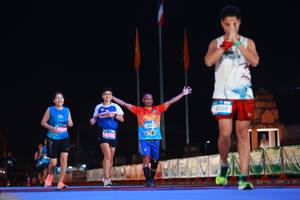 BIB: 45005, 429
                            <button type="button" onclick="openModal(19948725)" class="btn btn-primary btn-sm float-right btn-popup" data-toggle="modal" data-target=".modal-high-quality">
                        <i class="fas fa-shopping-cart"></i> Add to Cart
                    </button>
                                            <button type="button" onclick="isThisMe(19948725, true)" class="btn btn-success btn-sm float-right btn-popup btn-isme hidden" data-toggle="tooltip" data-placement="bottom" title="นี่คือรูปของคุณใช่ไหม คลิกที่นี่เพื่อเอาเข้าอัลบั้ม">
                        <i class="fas fa-plus"></i> Add to album
                    </button>
                    <button type="button" onclick="isThisMe(19948725, false)" class="btn btn-warning btn-sm float-right btn-popup btn-isnotme hidden">
                        <i class="fas fa-ban"></i> Remove from album
                    </button>