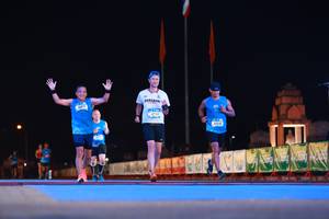 BIB: 4077, 2752, 43246
                            <button type="button" onclick="openModal(19951870)" class="btn btn-primary btn-sm float-right btn-popup" data-toggle="modal" data-target=".modal-high-quality">
                        <i class="fas fa-shopping-cart"></i> Add to Cart
                    </button>
                                            <button type="button" onclick="isThisMe(19951870, true)" class="btn btn-success btn-sm float-right btn-popup btn-isme hidden" data-toggle="tooltip" data-placement="bottom" title="นี่คือรูปของคุณใช่ไหม คลิกที่นี่เพื่อเอาเข้าอัลบั้ม">
                        <i class="fas fa-plus"></i> Add to album
                    </button>
                    <button type="button" onclick="isThisMe(19951870, false)" class="btn btn-warning btn-sm float-right btn-popup btn-isnotme hidden">
                        <i class="fas fa-ban"></i> Remove from album
                    </button>