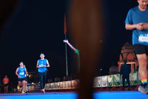 BIB: 4202
                            <button type="button" onclick="openModal(19961411)" class="btn btn-primary btn-sm float-right btn-popup" data-toggle="modal" data-target=".modal-high-quality">
                        <i class="fas fa-shopping-cart"></i> Add to Cart
                    </button>
                                            <button type="button" onclick="isThisMe(19961411, true)" class="btn btn-success btn-sm float-right btn-popup btn-isme hidden" data-toggle="tooltip" data-placement="bottom" title="นี่คือรูปของคุณใช่ไหม คลิกที่นี่เพื่อเอาเข้าอัลบั้ม">
                        <i class="fas fa-plus"></i> Add to album
                    </button>
                    <button type="button" onclick="isThisMe(19961411, false)" class="btn btn-warning btn-sm float-right btn-popup btn-isnotme hidden">
                        <i class="fas fa-ban"></i> Remove from album
                    </button>