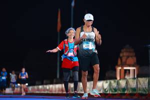 BIB: 425
                            <button type="button" onclick="openModal(19968766)" class="btn btn-primary btn-sm float-right btn-popup" data-toggle="modal" data-target=".modal-high-quality">
                        <i class="fas fa-shopping-cart"></i> Add to Cart
                    </button>
                                            <button type="button" onclick="isThisMe(19968766, true)" class="btn btn-success btn-sm float-right btn-popup btn-isme hidden" data-toggle="tooltip" data-placement="bottom" title="นี่คือรูปของคุณใช่ไหม คลิกที่นี่เพื่อเอาเข้าอัลบั้ม">
                        <i class="fas fa-plus"></i> Add to album
                    </button>
                    <button type="button" onclick="isThisMe(19968766, false)" class="btn btn-warning btn-sm float-right btn-popup btn-isnotme hidden">
                        <i class="fas fa-ban"></i> Remove from album
                    </button>