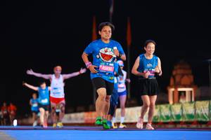 BIB: 45890
                            <button type="button" onclick="openModal(19969308)" class="btn btn-primary btn-sm float-right btn-popup" data-toggle="modal" data-target=".modal-high-quality">
                        <i class="fas fa-shopping-cart"></i> Add to Cart
                    </button>
                                            <button type="button" onclick="isThisMe(19969308, true)" class="btn btn-success btn-sm float-right btn-popup btn-isme hidden" data-toggle="tooltip" data-placement="bottom" title="นี่คือรูปของคุณใช่ไหม คลิกที่นี่เพื่อเอาเข้าอัลบั้ม">
                        <i class="fas fa-plus"></i> Add to album
                    </button>
                    <button type="button" onclick="isThisMe(19969308, false)" class="btn btn-warning btn-sm float-right btn-popup btn-isnotme hidden">
                        <i class="fas fa-ban"></i> Remove from album
                    </button>