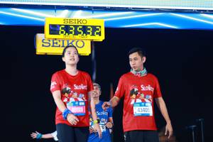 BIB: 63532, 46019, 43405
                            <button type="button" onclick="openModal(19970165)" class="btn btn-primary btn-sm float-right btn-popup" data-toggle="modal" data-target=".modal-high-quality">
                        <i class="fas fa-shopping-cart"></i> Add to Cart
                    </button>
                                            <button type="button" onclick="isThisMe(19970165, true)" class="btn btn-success btn-sm float-right btn-popup btn-isme hidden" data-toggle="tooltip" data-placement="bottom" title="นี่คือรูปของคุณใช่ไหม คลิกที่นี่เพื่อเอาเข้าอัลบั้ม">
                        <i class="fas fa-plus"></i> Add to album
                    </button>
                    <button type="button" onclick="isThisMe(19970165, false)" class="btn btn-warning btn-sm float-right btn-popup btn-isnotme hidden">
                        <i class="fas fa-ban"></i> Remove from album
                    </button>