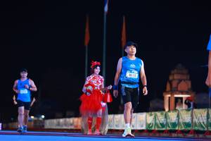 BIB: 41002
                            <button type="button" onclick="openModal(19967653)" class="btn btn-primary btn-sm float-right btn-popup" data-toggle="modal" data-target=".modal-high-quality">
                        <i class="fas fa-shopping-cart"></i> Add to Cart
                    </button>
                                            <button type="button" onclick="isThisMe(19967653, true)" class="btn btn-success btn-sm float-right btn-popup btn-isme hidden" data-toggle="tooltip" data-placement="bottom" title="นี่คือรูปของคุณใช่ไหม คลิกที่นี่เพื่อเอาเข้าอัลบั้ม">
                        <i class="fas fa-plus"></i> Add to album
                    </button>
                    <button type="button" onclick="isThisMe(19967653, false)" class="btn btn-warning btn-sm float-right btn-popup btn-isnotme hidden">
                        <i class="fas fa-ban"></i> Remove from album
                    </button>