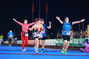 BIB: 4163, 459
                            <button type="button" onclick="openModal(19958693)" class="btn btn-primary btn-sm float-right btn-popup" data-toggle="modal" data-target=".modal-high-quality">
                        <i class="fas fa-shopping-cart"></i> Add to Cart
                    </button>
                                            <button type="button" onclick="isThisMe(19958693, true)" class="btn btn-success btn-sm float-right btn-popup btn-isme hidden" data-toggle="tooltip" data-placement="bottom" title="นี่คือรูปของคุณใช่ไหม คลิกที่นี่เพื่อเอาเข้าอัลบั้ม">
                        <i class="fas fa-plus"></i> Add to album
                    </button>
                    <button type="button" onclick="isThisMe(19958693, false)" class="btn btn-warning btn-sm float-right btn-popup btn-isnotme hidden">
                        <i class="fas fa-ban"></i> Remove from album
                    </button>