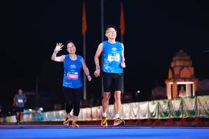 BIB: 45607, 41046
                            <button type="button" onclick="openModal(19964698)" class="btn btn-primary btn-sm float-right btn-popup" data-toggle="modal" data-target=".modal-high-quality">
                        <i class="fas fa-shopping-cart"></i> Add to Cart
                    </button>
                                            <button type="button" onclick="isThisMe(19964698, true)" class="btn btn-success btn-sm float-right btn-popup btn-isme hidden" data-toggle="tooltip" data-placement="bottom" title="นี่คือรูปของคุณใช่ไหม คลิกที่นี่เพื่อเอาเข้าอัลบั้ม">
                        <i class="fas fa-plus"></i> Add to album
                    </button>
                    <button type="button" onclick="isThisMe(19964698, false)" class="btn btn-warning btn-sm float-right btn-popup btn-isnotme hidden">
                        <i class="fas fa-ban"></i> Remove from album
                    </button>