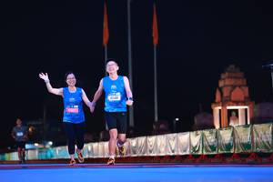 BIB: 87017
                            <button type="button" onclick="openModal(19964539)" class="btn btn-primary btn-sm float-right btn-popup" data-toggle="modal" data-target=".modal-high-quality">
                        <i class="fas fa-shopping-cart"></i> Add to Cart
                    </button>
                                            <button type="button" onclick="isThisMe(19964539, true)" class="btn btn-success btn-sm float-right btn-popup btn-isme hidden" data-toggle="tooltip" data-placement="bottom" title="นี่คือรูปของคุณใช่ไหม คลิกที่นี่เพื่อเอาเข้าอัลบั้ม">
                        <i class="fas fa-plus"></i> Add to album
                    </button>
                    <button type="button" onclick="isThisMe(19964539, false)" class="btn btn-warning btn-sm float-right btn-popup btn-isnotme hidden">
                        <i class="fas fa-ban"></i> Remove from album
                    </button>