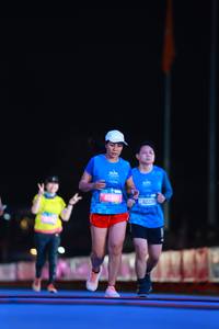 BIB: 45486, 42215
                            <button type="button" onclick="openModal(19974192)" class="btn btn-primary btn-sm float-right btn-popup" data-toggle="modal" data-target=".modal-high-quality">
                        <i class="fas fa-shopping-cart"></i> Add to Cart
                    </button>
                                            <button type="button" onclick="isThisMe(19974192, true)" class="btn btn-success btn-sm float-right btn-popup btn-isme hidden" data-toggle="tooltip" data-placement="bottom" title="นี่คือรูปของคุณใช่ไหม คลิกที่นี่เพื่อเอาเข้าอัลบั้ม">
                        <i class="fas fa-plus"></i> Add to album
                    </button>
                    <button type="button" onclick="isThisMe(19974192, false)" class="btn btn-warning btn-sm float-right btn-popup btn-isnotme hidden">
                        <i class="fas fa-ban"></i> Remove from album
                    </button>