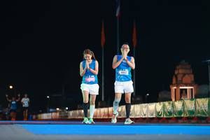 BIB: 41613
                            <button type="button" onclick="openModal(19950565)" class="btn btn-primary btn-sm float-right btn-popup" data-toggle="modal" data-target=".modal-high-quality">
                        <i class="fas fa-shopping-cart"></i> Add to Cart
                    </button>
                                            <button type="button" onclick="isThisMe(19950565, true)" class="btn btn-success btn-sm float-right btn-popup btn-isme hidden" data-toggle="tooltip" data-placement="bottom" title="นี่คือรูปของคุณใช่ไหม คลิกที่นี่เพื่อเอาเข้าอัลบั้ม">
                        <i class="fas fa-plus"></i> Add to album
                    </button>
                    <button type="button" onclick="isThisMe(19950565, false)" class="btn btn-warning btn-sm float-right btn-popup btn-isnotme hidden">
                        <i class="fas fa-ban"></i> Remove from album
                    </button>