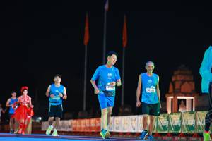 BIB: 42184
                            <button type="button" onclick="openModal(19967321)" class="btn btn-primary btn-sm float-right btn-popup" data-toggle="modal" data-target=".modal-high-quality">
                        <i class="fas fa-shopping-cart"></i> Add to Cart
                    </button>
                                            <button type="button" onclick="isThisMe(19967321, true)" class="btn btn-success btn-sm float-right btn-popup btn-isme hidden" data-toggle="tooltip" data-placement="bottom" title="นี่คือรูปของคุณใช่ไหม คลิกที่นี่เพื่อเอาเข้าอัลบั้ม">
                        <i class="fas fa-plus"></i> Add to album
                    </button>
                    <button type="button" onclick="isThisMe(19967321, false)" class="btn btn-warning btn-sm float-right btn-popup btn-isnotme hidden">
                        <i class="fas fa-ban"></i> Remove from album
                    </button>