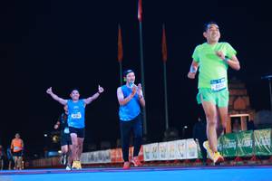 BIB: 41364
                            <button type="button" onclick="openModal(19961581)" class="btn btn-primary btn-sm float-right btn-popup" data-toggle="modal" data-target=".modal-high-quality">
                        <i class="fas fa-shopping-cart"></i> Add to Cart
                    </button>
                                            <button type="button" onclick="isThisMe(19961581, true)" class="btn btn-success btn-sm float-right btn-popup btn-isme hidden" data-toggle="tooltip" data-placement="bottom" title="นี่คือรูปของคุณใช่ไหม คลิกที่นี่เพื่อเอาเข้าอัลบั้ม">
                        <i class="fas fa-plus"></i> Add to album
                    </button>
                    <button type="button" onclick="isThisMe(19961581, false)" class="btn btn-warning btn-sm float-right btn-popup btn-isnotme hidden">
                        <i class="fas fa-ban"></i> Remove from album
                    </button>