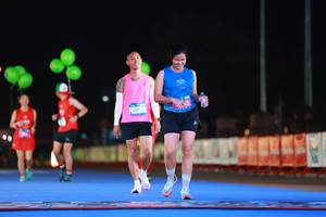 BIB: 4042
                            <button type="button" onclick="openModal(19959632)" class="btn btn-primary btn-sm float-right btn-popup" data-toggle="modal" data-target=".modal-high-quality">
                        <i class="fas fa-shopping-cart"></i> Add to Cart
                    </button>
                                            <button type="button" onclick="isThisMe(19959632, true)" class="btn btn-success btn-sm float-right btn-popup btn-isme hidden" data-toggle="tooltip" data-placement="bottom" title="นี่คือรูปของคุณใช่ไหม คลิกที่นี่เพื่อเอาเข้าอัลบั้ม">
                        <i class="fas fa-plus"></i> Add to album
                    </button>
                    <button type="button" onclick="isThisMe(19959632, false)" class="btn btn-warning btn-sm float-right btn-popup btn-isnotme hidden">
                        <i class="fas fa-ban"></i> Remove from album
                    </button>