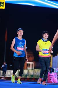 BIB: 45625, 15776
                            <button type="button" onclick="openModal(20009616)" class="btn btn-primary btn-sm float-right btn-popup" data-toggle="modal" data-target=".modal-high-quality">
                        <i class="fas fa-shopping-cart"></i> Add to Cart
                    </button>
                                            <button type="button" onclick="isThisMe(20009616, true)" class="btn btn-success btn-sm float-right btn-popup btn-isme hidden" data-toggle="tooltip" data-placement="bottom" title="นี่คือรูปของคุณใช่ไหม คลิกที่นี่เพื่อเอาเข้าอัลบั้ม">
                        <i class="fas fa-plus"></i> Add to album
                    </button>
                    <button type="button" onclick="isThisMe(20009616, false)" class="btn btn-warning btn-sm float-right btn-popup btn-isnotme hidden">
                        <i class="fas fa-ban"></i> Remove from album
                    </button>