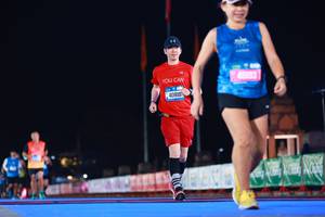 BIB: 40810, 45193
                            <button type="button" onclick="openModal(19959154)" class="btn btn-primary btn-sm float-right btn-popup" data-toggle="modal" data-target=".modal-high-quality">
                        <i class="fas fa-shopping-cart"></i> Add to Cart
                    </button>
                                            <button type="button" onclick="isThisMe(19959154, true)" class="btn btn-success btn-sm float-right btn-popup btn-isme hidden" data-toggle="tooltip" data-placement="bottom" title="นี่คือรูปของคุณใช่ไหม คลิกที่นี่เพื่อเอาเข้าอัลบั้ม">
                        <i class="fas fa-plus"></i> Add to album
                    </button>
                    <button type="button" onclick="isThisMe(19959154, false)" class="btn btn-warning btn-sm float-right btn-popup btn-isnotme hidden">
                        <i class="fas fa-ban"></i> Remove from album
                    </button>