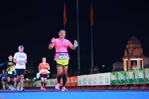 BIB: 239
                            <button type="button" onclick="openModal(19947360)" class="btn btn-primary btn-sm float-right btn-popup" data-toggle="modal" data-target=".modal-high-quality">
                        <i class="fas fa-shopping-cart"></i> Add to Cart
                    </button>
                                            <button type="button" onclick="isThisMe(19947360, true)" class="btn btn-success btn-sm float-right btn-popup btn-isme hidden" data-toggle="tooltip" data-placement="bottom" title="นี่คือรูปของคุณใช่ไหม คลิกที่นี่เพื่อเอาเข้าอัลบั้ม">
                        <i class="fas fa-plus"></i> Add to album
                    </button>
                    <button type="button" onclick="isThisMe(19947360, false)" class="btn btn-warning btn-sm float-right btn-popup btn-isnotme hidden">
                        <i class="fas fa-ban"></i> Remove from album
                    </button>