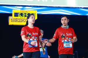 BIB: 639, 418, 4340
                            <button type="button" onclick="openModal(19970512)" class="btn btn-primary btn-sm float-right btn-popup" data-toggle="modal" data-target=".modal-high-quality">
                        <i class="fas fa-shopping-cart"></i> Add to Cart
                    </button>
                                            <button type="button" onclick="isThisMe(19970512, true)" class="btn btn-success btn-sm float-right btn-popup btn-isme hidden" data-toggle="tooltip" data-placement="bottom" title="นี่คือรูปของคุณใช่ไหม คลิกที่นี่เพื่อเอาเข้าอัลบั้ม">
                        <i class="fas fa-plus"></i> Add to album
                    </button>
                    <button type="button" onclick="isThisMe(19970512, false)" class="btn btn-warning btn-sm float-right btn-popup btn-isnotme hidden">
                        <i class="fas fa-ban"></i> Remove from album
                    </button>