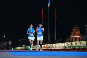 BIB: 7917
                            <button type="button" onclick="openModal(19950197)" class="btn btn-primary btn-sm float-right btn-popup" data-toggle="modal" data-target=".modal-high-quality">
                        <i class="fas fa-shopping-cart"></i> Add to Cart
                    </button>
                                            <button type="button" onclick="isThisMe(19950197, true)" class="btn btn-success btn-sm float-right btn-popup btn-isme hidden" data-toggle="tooltip" data-placement="bottom" title="นี่คือรูปของคุณใช่ไหม คลิกที่นี่เพื่อเอาเข้าอัลบั้ม">
                        <i class="fas fa-plus"></i> Add to album
                    </button>
                    <button type="button" onclick="isThisMe(19950197, false)" class="btn btn-warning btn-sm float-right btn-popup btn-isnotme hidden">
                        <i class="fas fa-ban"></i> Remove from album
                    </button>