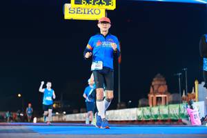 BIB: 1604
                            <button type="button" onclick="openModal(19965108)" class="btn btn-primary btn-sm float-right btn-popup" data-toggle="modal" data-target=".modal-high-quality">
                        <i class="fas fa-shopping-cart"></i> Add to Cart
                    </button>
                                            <button type="button" onclick="isThisMe(19965108, true)" class="btn btn-success btn-sm float-right btn-popup btn-isme hidden" data-toggle="tooltip" data-placement="bottom" title="นี่คือรูปของคุณใช่ไหม คลิกที่นี่เพื่อเอาเข้าอัลบั้ม">
                        <i class="fas fa-plus"></i> Add to album
                    </button>
                    <button type="button" onclick="isThisMe(19965108, false)" class="btn btn-warning btn-sm float-right btn-popup btn-isnotme hidden">
                        <i class="fas fa-ban"></i> Remove from album
                    </button>