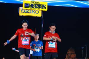 BIB: 63532, 46019, 187, 43405
                            <button type="button" onclick="openModal(19970002)" class="btn btn-primary btn-sm float-right btn-popup" data-toggle="modal" data-target=".modal-high-quality">
                        <i class="fas fa-shopping-cart"></i> Add to Cart
                    </button>
                                            <button type="button" onclick="isThisMe(19970002, true)" class="btn btn-success btn-sm float-right btn-popup btn-isme hidden" data-toggle="tooltip" data-placement="bottom" title="นี่คือรูปของคุณใช่ไหม คลิกที่นี่เพื่อเอาเข้าอัลบั้ม">
                        <i class="fas fa-plus"></i> Add to album
                    </button>
                    <button type="button" onclick="isThisMe(19970002, false)" class="btn btn-warning btn-sm float-right btn-popup btn-isnotme hidden">
                        <i class="fas fa-ban"></i> Remove from album
                    </button>